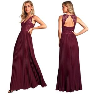 Lulus Dress Womens Small Burgundy Lace Pleated Maxi Formal Gown Wedding Guest